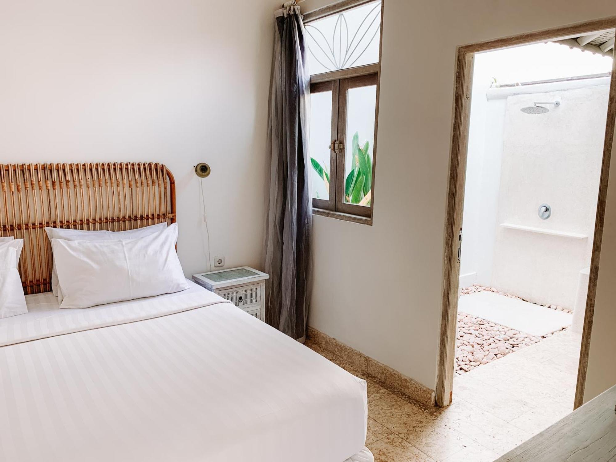 Happy Together By Kresna Hospitality Seminyak  Exterior photo